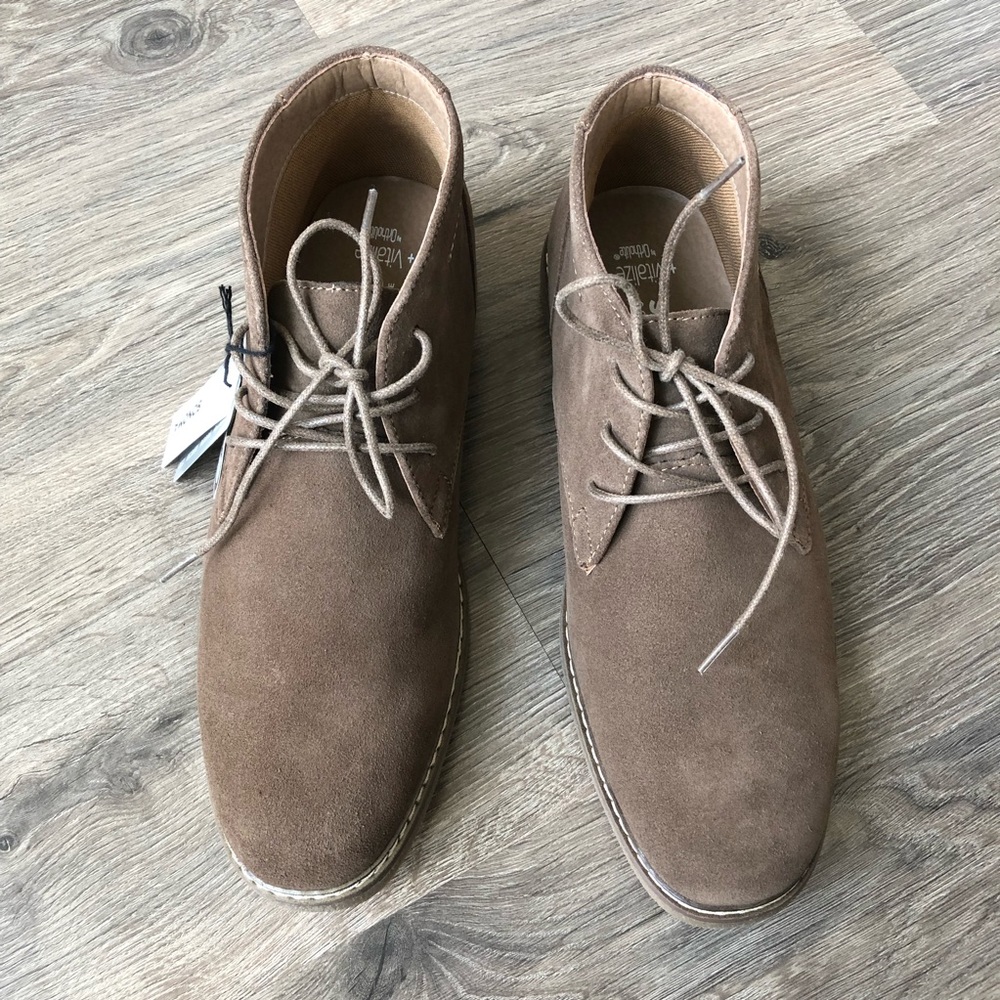 Men’s Shoes - Picture 2 of 4